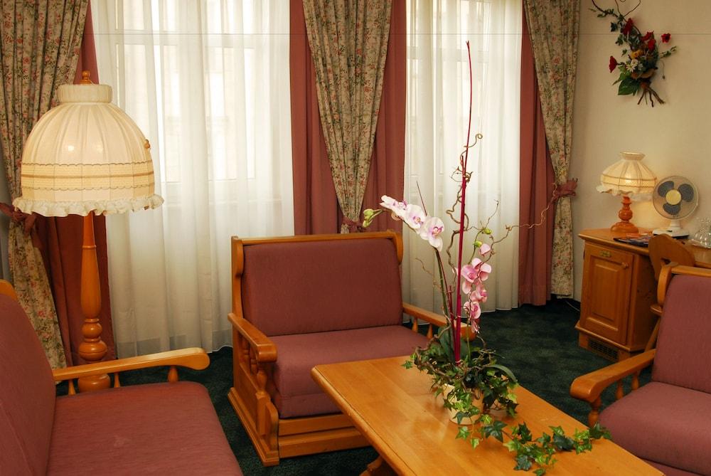 Hotel Am Josephsplatz Nuremberg Luaran gambar