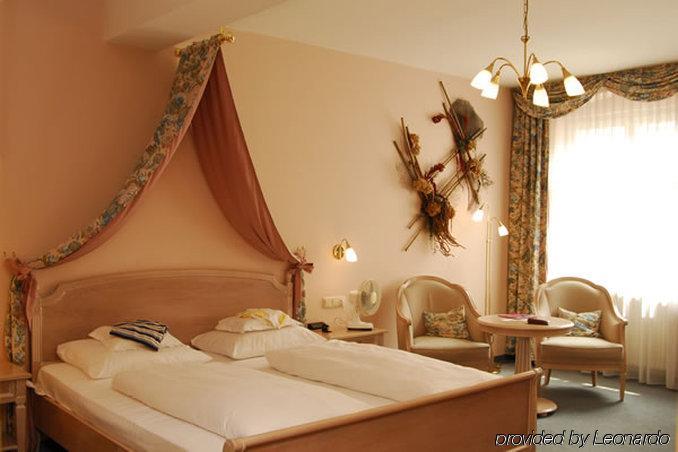 Hotel Am Josephsplatz Nuremberg Bilik gambar