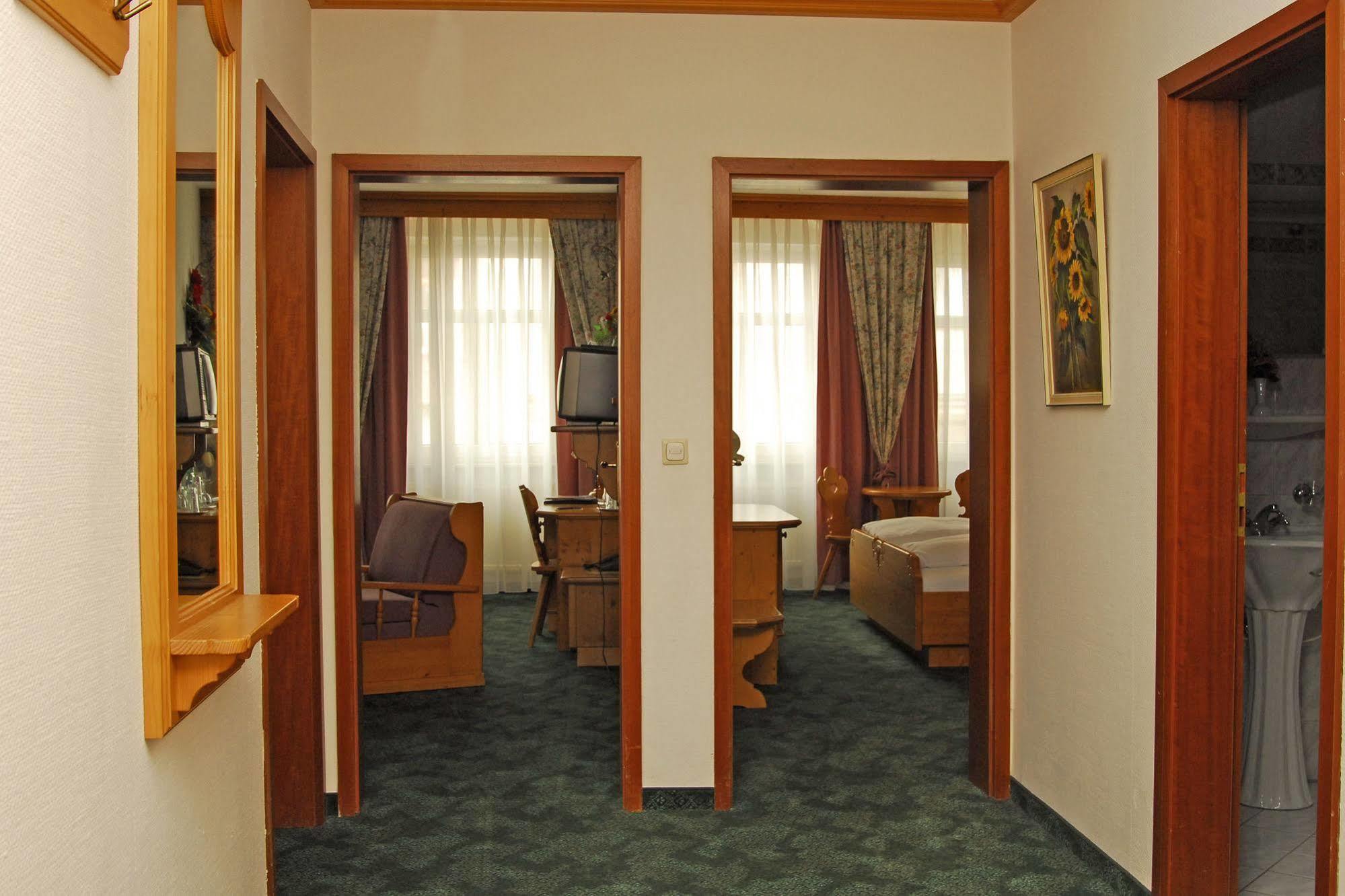 Hotel Am Josephsplatz Nuremberg Luaran gambar